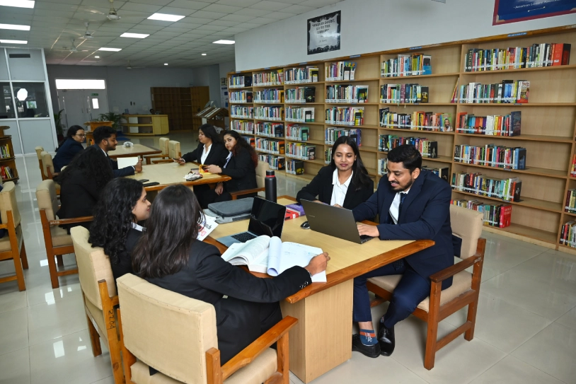 Fellow Programme in Management (FPM)